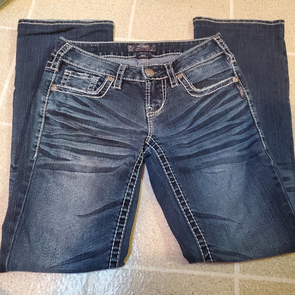 Silver Jean Co. Aiko Bootcut Jeans 👖